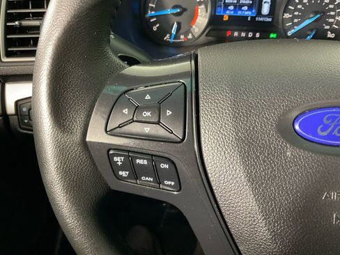 Used 2017 Ford Explorer XLT image 24