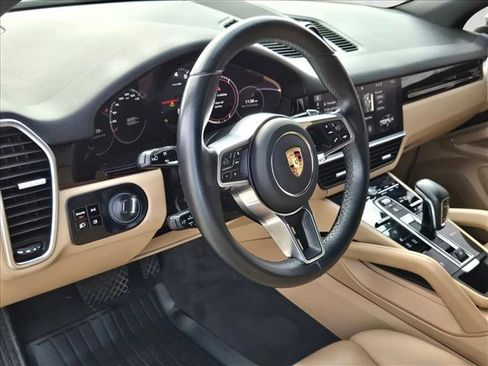 Used 2019 Porsche Cayenne image 10
