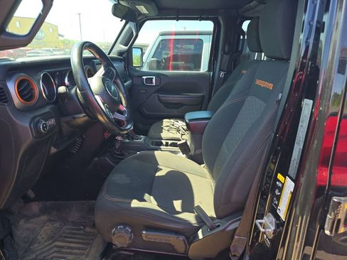 Used 2021 Jeep Gladiator Mojave w/ Trailer Tow Package AWD/4WD image 5