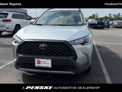 Used 2023 Toyota Corolla Cross LE w/ Moonroof Package AWD/4WD image 1