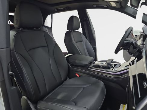 New 2026 Audi Q8 Premium Plus AWD/4WD image 10