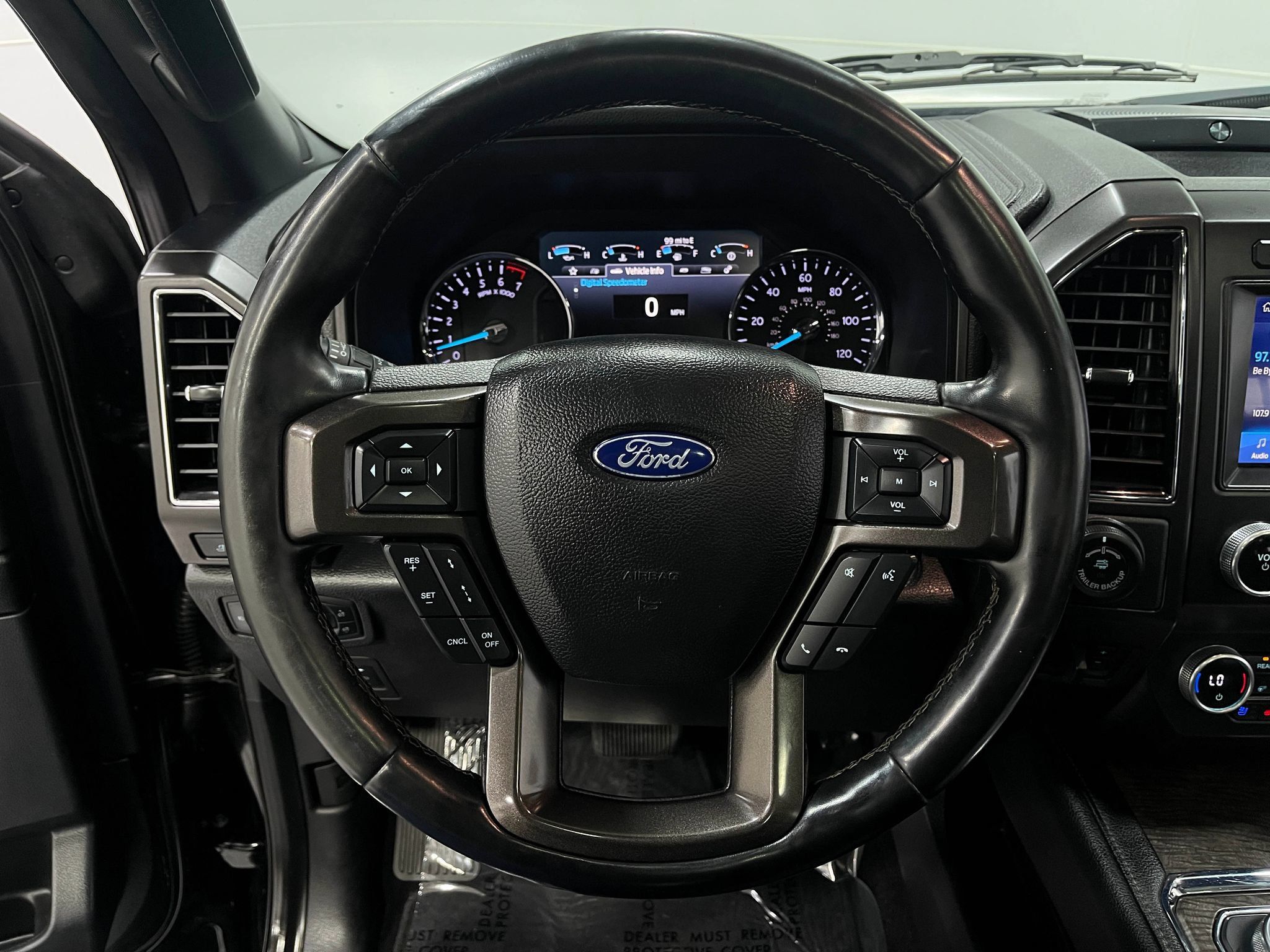 Used 2021 Ford Expedition Limited AWD/4WD image 22