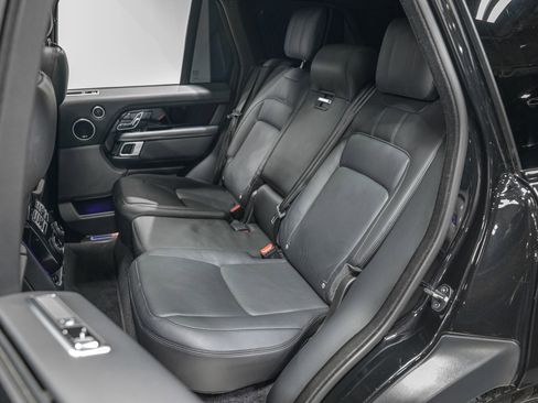 Used 2022 Land Rover Range Rover P525 Westminster Edition image 29