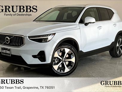Certified 2025 Volvo XC40 B5 Plus