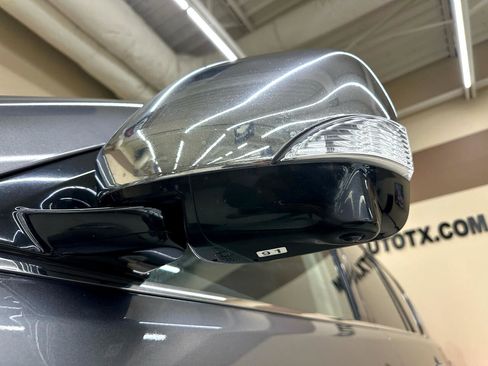 Used 2018 Nissan Armada SL w/ Moonroof Package image 11