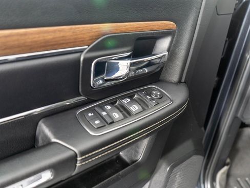 Used 2015 RAM 2500 Laramie w/ Convenience Group image 27