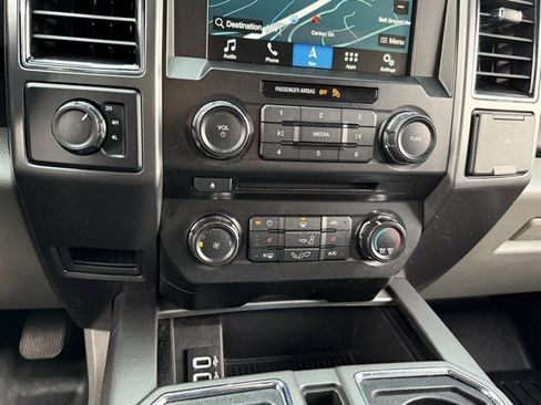 Used 2018 Ford F150 XLT w/ Equipment Group 302A Luxury image 22