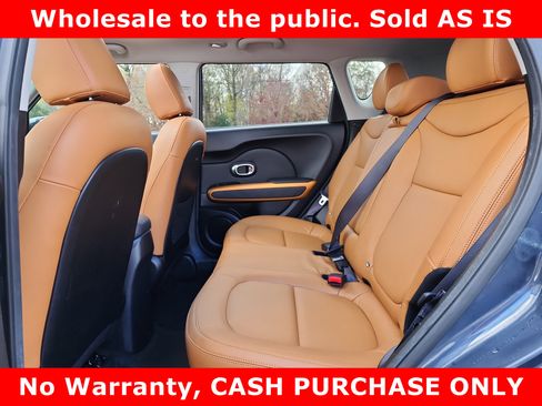 Used 2016 Kia Soul ! w/ Premium Package image 11