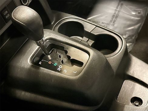 Used 2013 Toyota Tacoma 2WD Regular Cab image 17