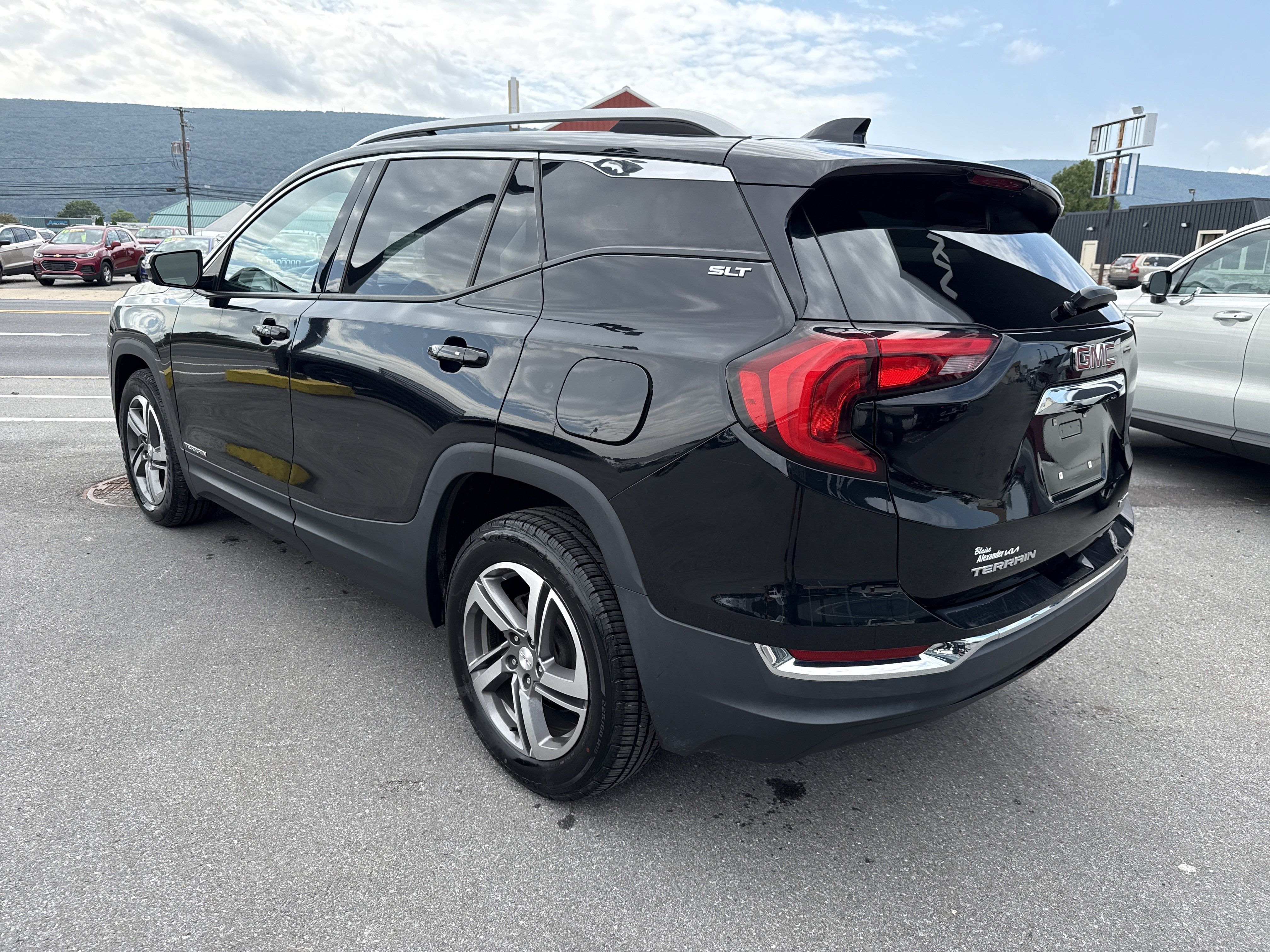 Used 2020 GMC Terrain SLT AWD/4WD image 6