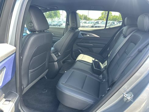 Used 2025 Chevrolet Equinox EV LT FWD image 31
