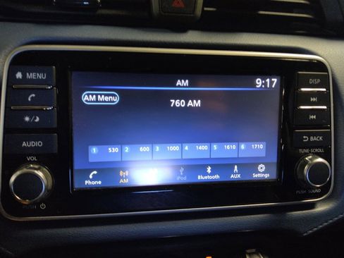 Used 2025 Nissan Versa SV FWD image 25