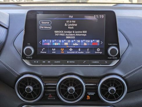 Used 2023 Nissan Sentra SV image 18