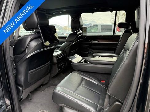 Used 2023 Jeep Grand Wagoneer 4WD w/ Rear Seat Video Group 1 image 12