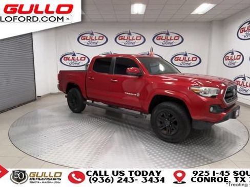 Used 2016 Toyota Tacoma SR5 w/ Towing Package AWD/4WD image 2