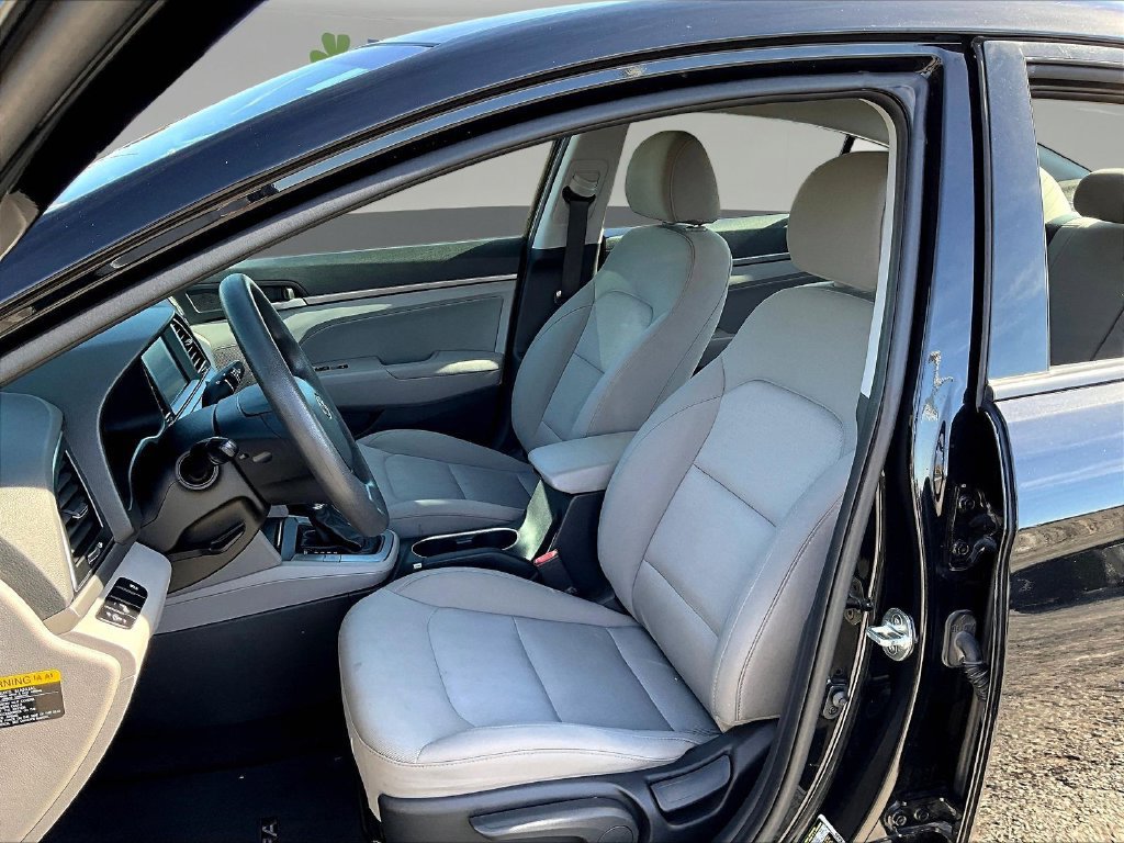 Used 2018 Hyundai Elantra SEL w/ Cargo Package FWD image 23