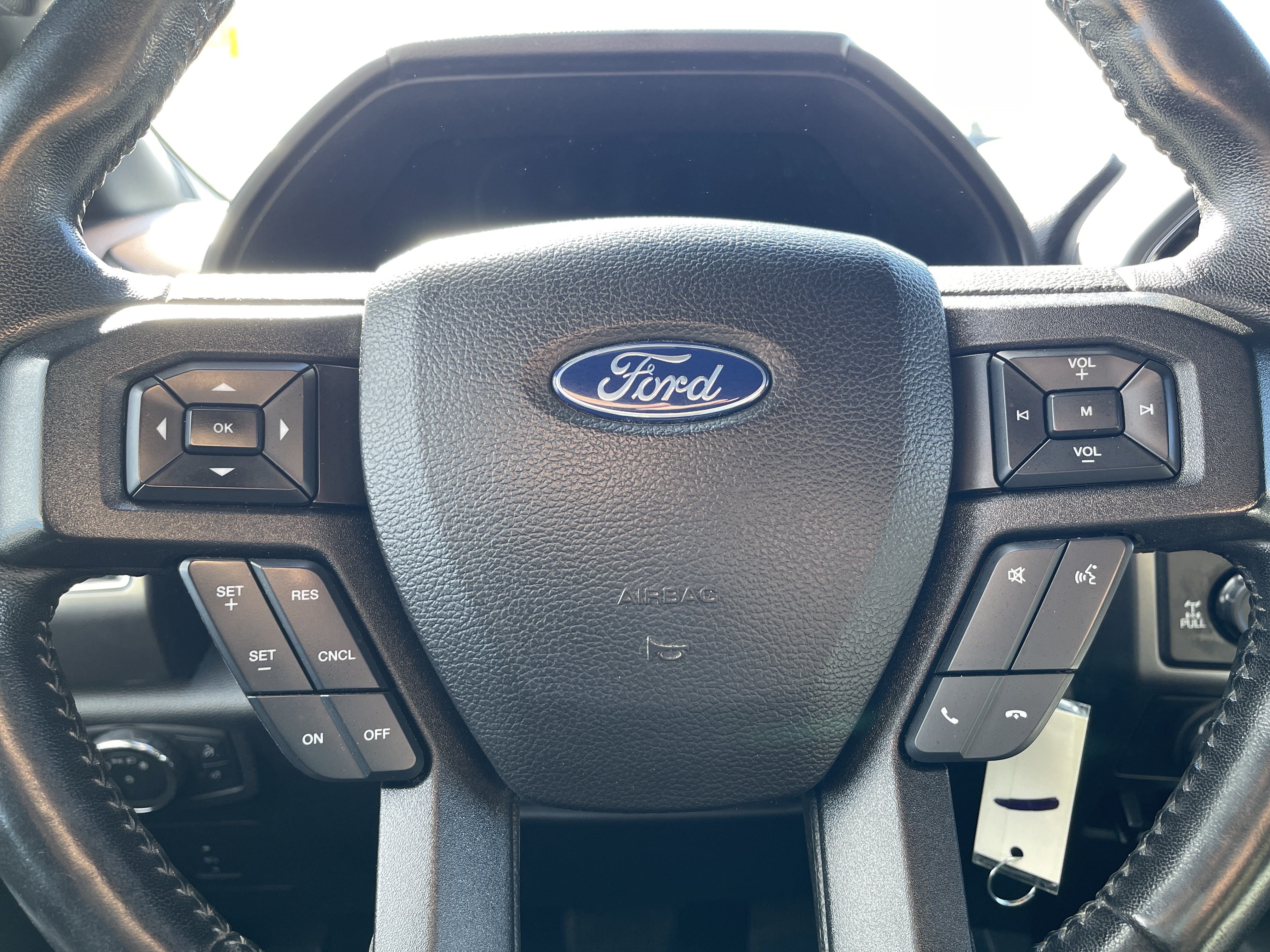 Used 2017 Ford F150 XLT w/ Equipment Group 301A Mid AWD/4WD image 14