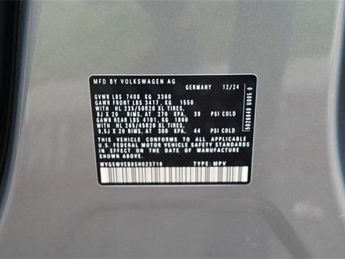 New 2025 Volkswagen ID. Buzz 1st Edition image 23