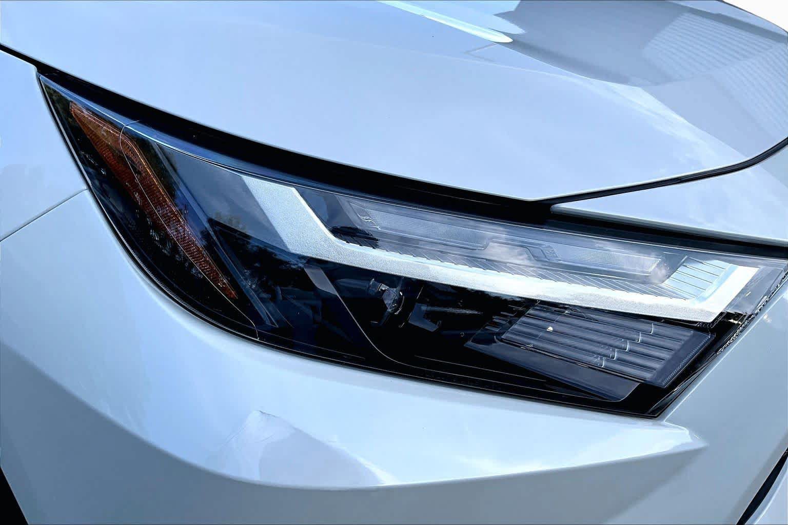 Certified 2022 Toyota RAV4 XLE Premium AWD/4WD image 26