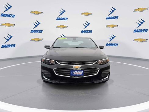 Used 2018 Chevrolet Malibu LT image 3