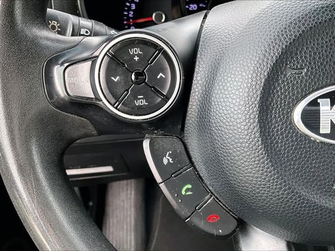 Used 2019 Kia Soul image 19