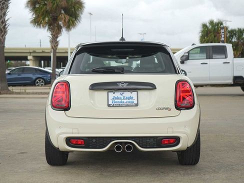 Used 2019 MINI Cooper S w/ Signature Upholstery Package image 5