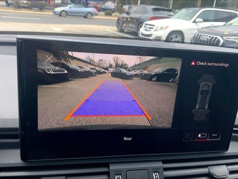 Certified 2023 Audi Q5 2.0T Premium w/ Convenience Package image 28