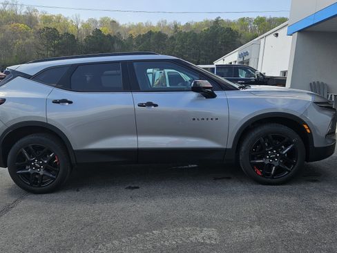 Used 2024 Chevrolet Blazer LT w/ Redline Edition image 5