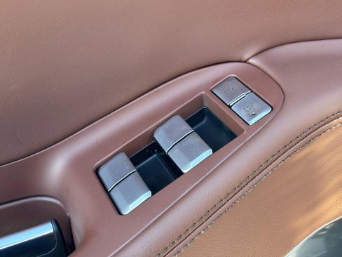 New 2026 Lincoln Navigator L Reserve image 16