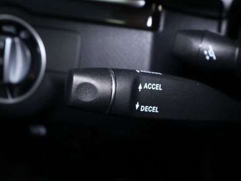 Used 2017 Mercedes-Benz E 400 4MATIC Coupe image 27