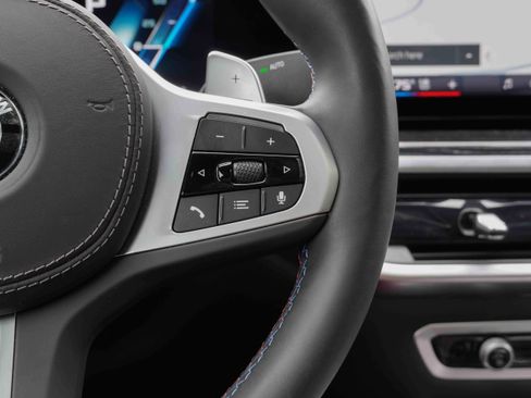 Certified 2025 BMW X6 M60i image 20