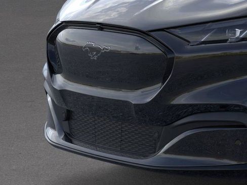 New 2025 Ford Mustang Mach-E Premium image 17