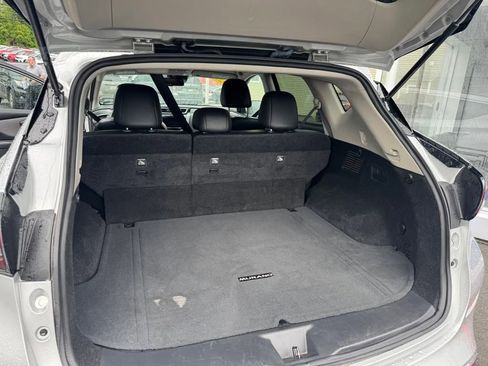 Used 2023 Nissan Murano SV image 11
