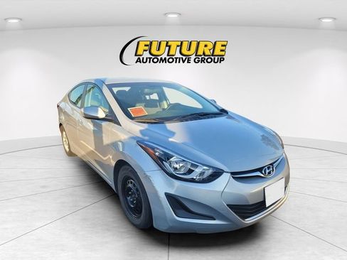 Used 2014 Hyundai Elantra SE FWD image 1