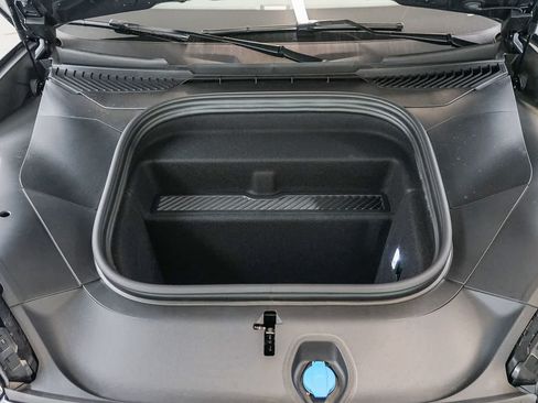 New 2026 Porsche Cayenne Electric Coupe AWD/4WD image 32