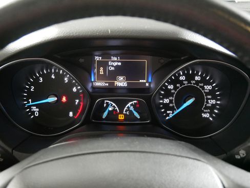 Used 2017 Ford Focus SEL w/ Cold Weather Package FWD image 21