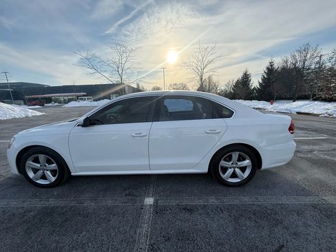 Used 2013 Volkswagen Passat 2.5 SE image 3