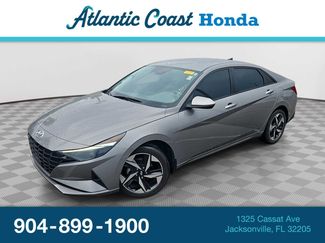 Used 2023 Hyundai Elantra SEL w/ Convenience Package FWD video 1