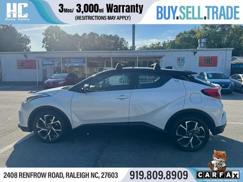 Used 2019 Toyota C-HR XLE FWD image 2