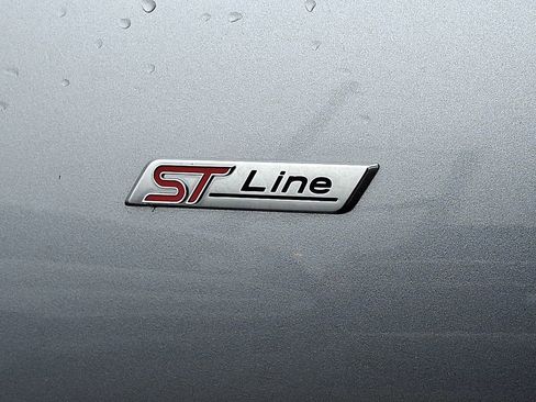 Used 2023 Ford Escape ST-Line FWD image 32