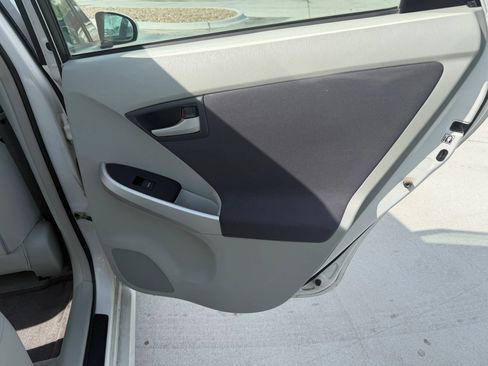 Used 2011 Toyota Prius Two FWD image 10