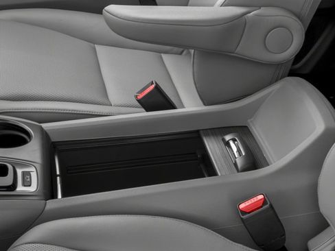 Used 2017 Honda Ridgeline RTL-T image 18