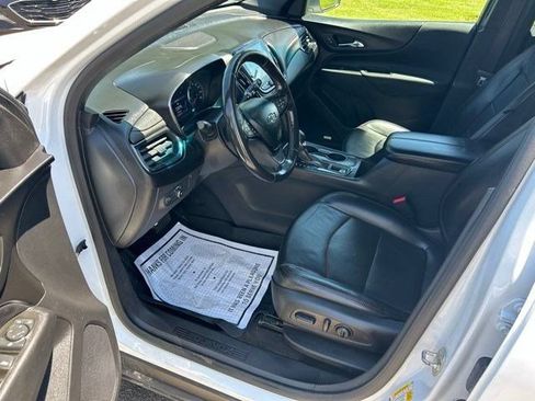 Used 2022 Chevrolet Equinox RS w/ RS Leather Package FWD image 14