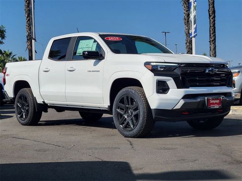 New 2025 Chevrolet Colorado Z71 w/ Technology Package image 23