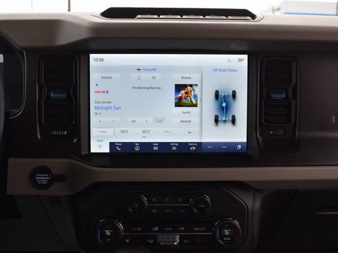 Used 2023 Ford Bronco Wildtrak image 18