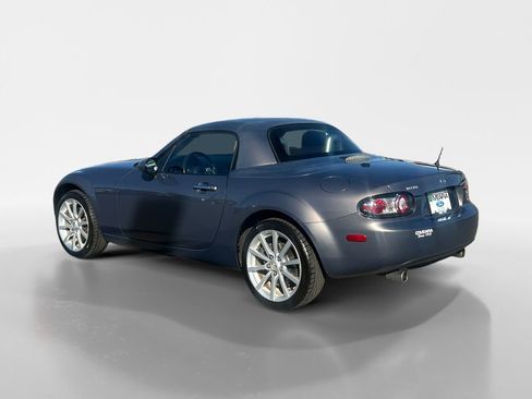 Used 2008 MAZDA MX-5 Miata Grand Touring w/ Premium Pkg image 3