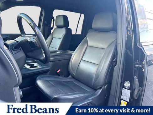 Used 2021 Chevrolet Suburban LT image 24