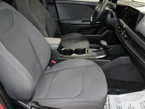 Used 2025 Kia K4 FWD image 23