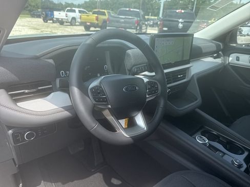 New 2026 Ford Explorer Active RWD image 13