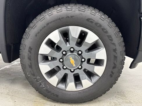 New 2026 Chevrolet Silverado 2500 Custom w/ Custom Value Package AWD/4WD image 32